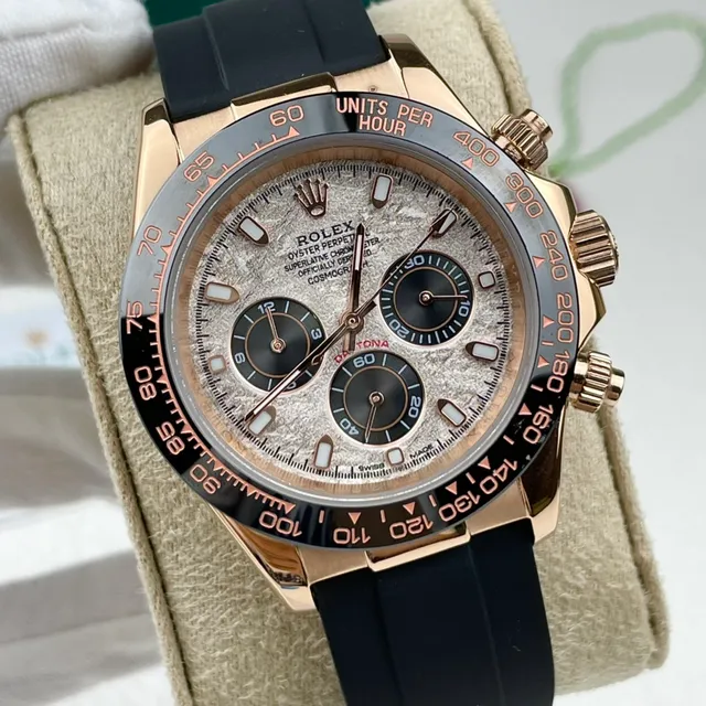 Rolex Cosmograph Daytona Rose Gold Black Rubber Mechanical Watch 4