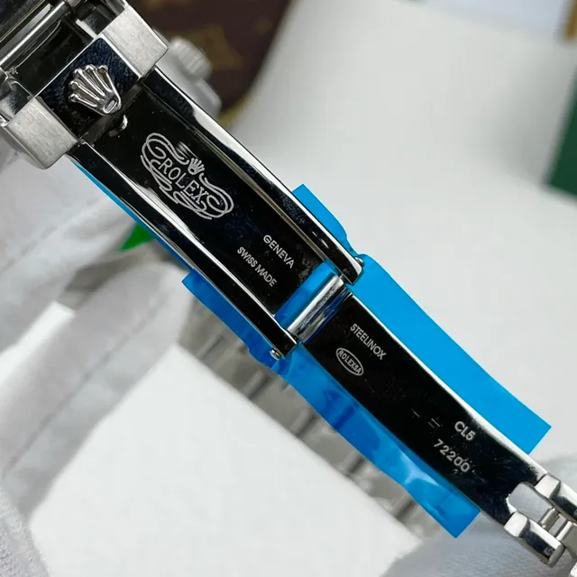 Rolex GMT-Master II Cadran noir Lunette bleu et noir Montre mécanique 5
