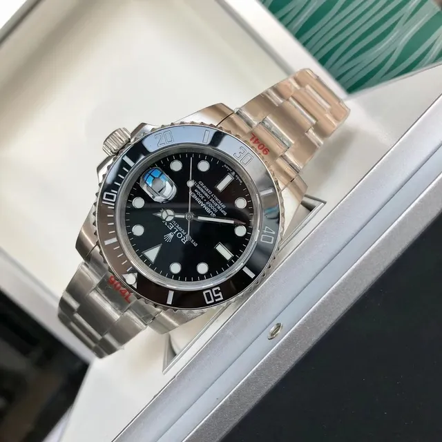 Rolex Submariner Argent Brossé Acier Inoxidable Oyster-Style Case Montre Mécanique 9