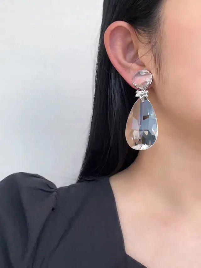 Saint Laurent Boucles d'oreilles Cristal Goutte 2