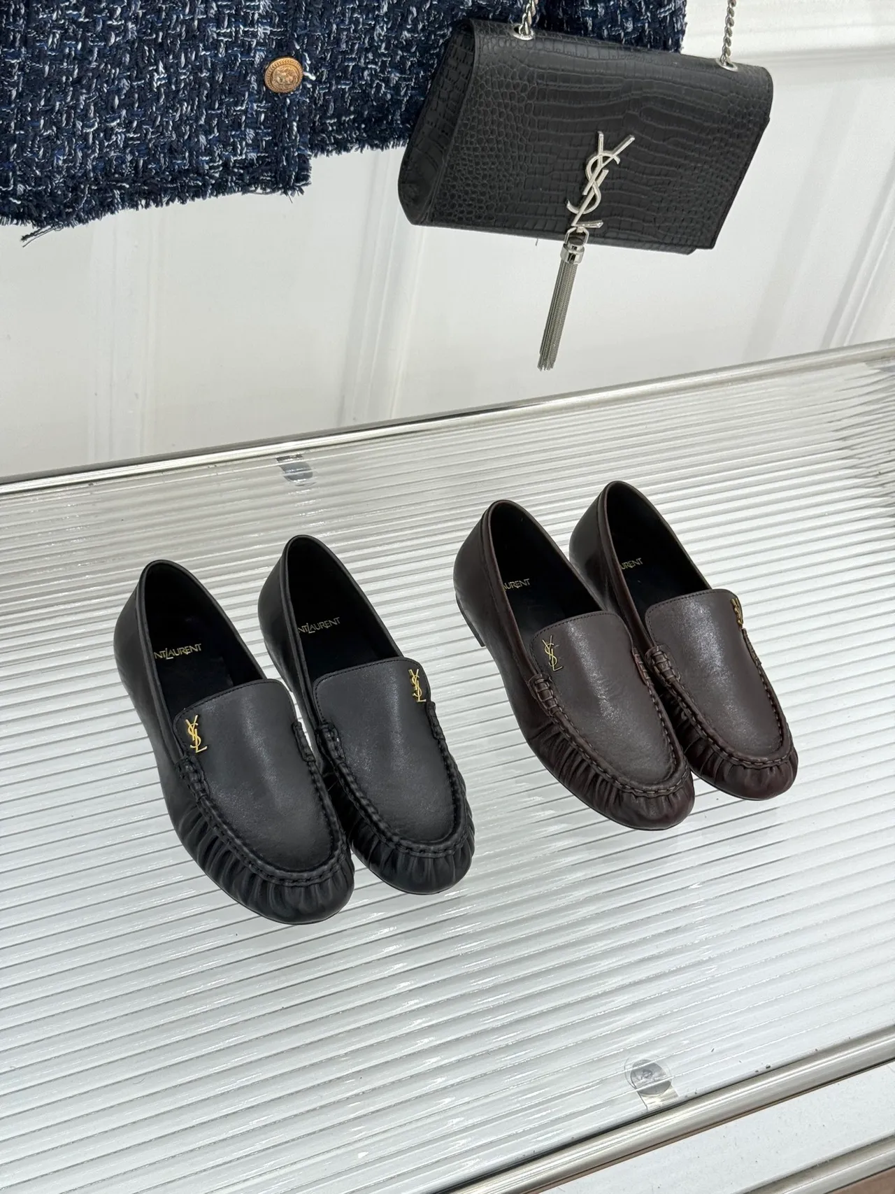 Saint Laurent Loulou Mocassins marron doré en cuir avec vamp ruche Loafer 2