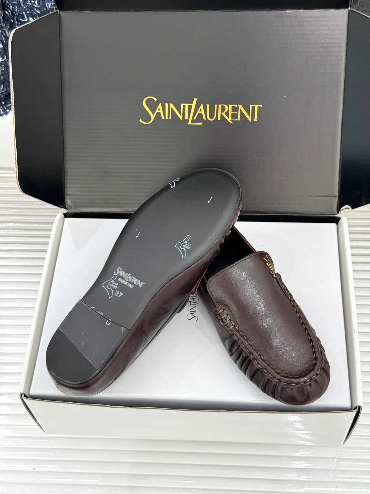Saint Laurent Loulou Mocassins marron doré en cuir avec vamp ruche Loafer 3