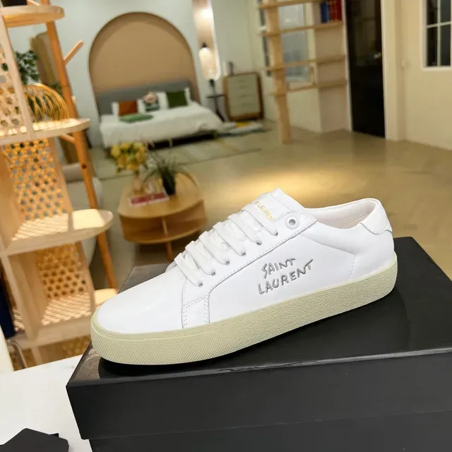Saint Laurent Blanc Beige Cuir Brodé Logo Style de vie Sneakers 9