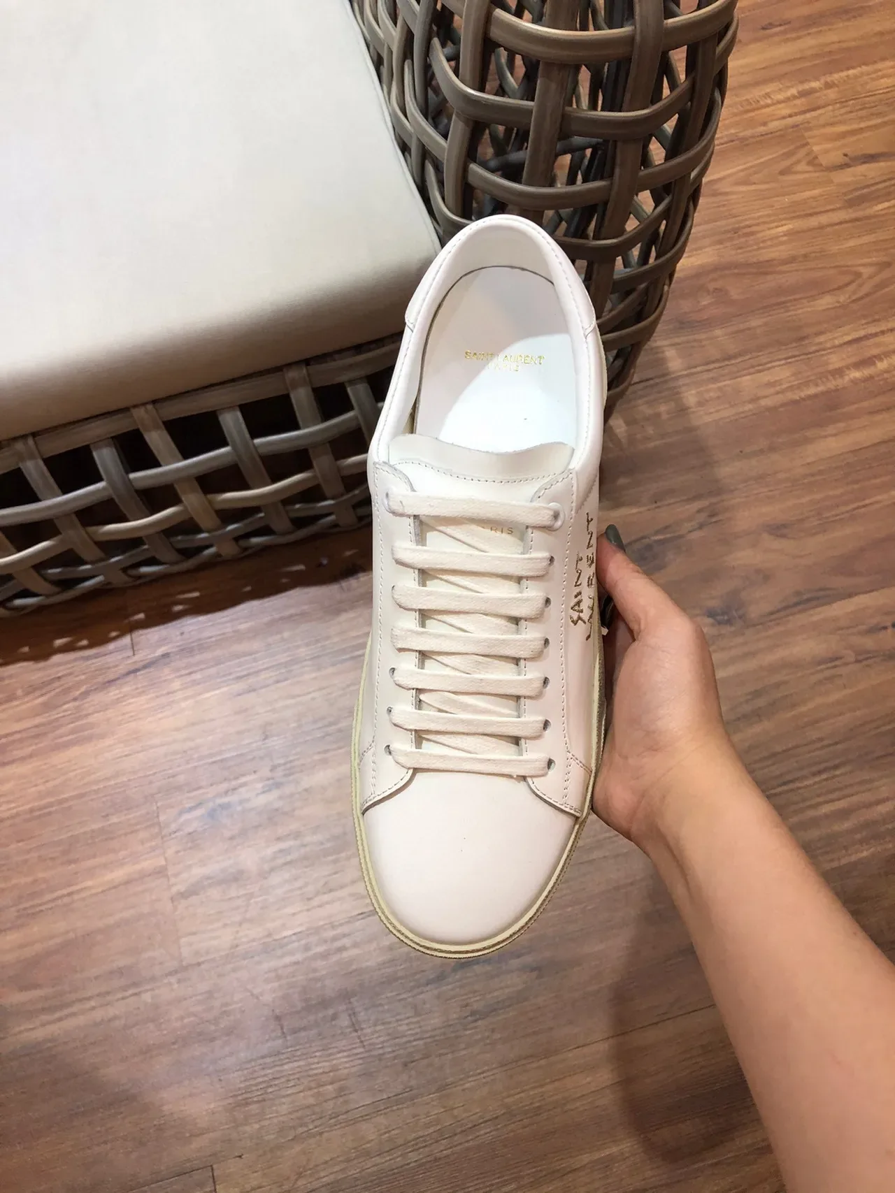 Saint Laurent أبيض ذهبي منخفض جلد نمط حياة رياضي 6
