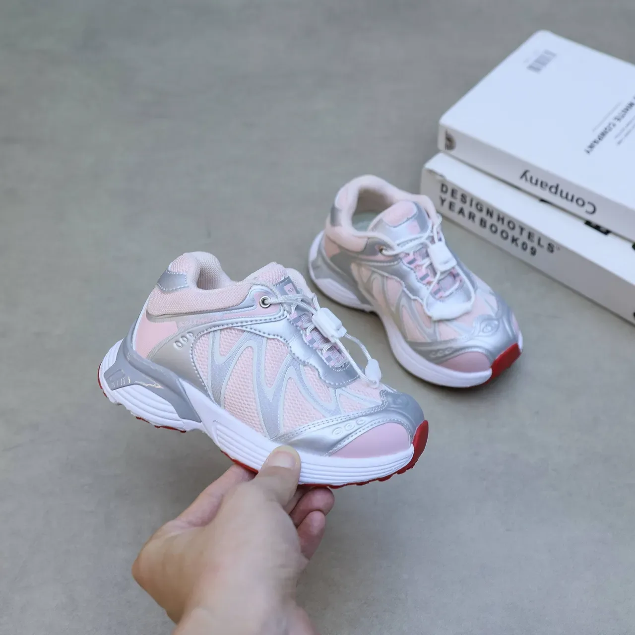 Salomon Pink Silver Wave-Pattern Synthetic Overlays Mesh Upper Lifestyle Sneakers 10