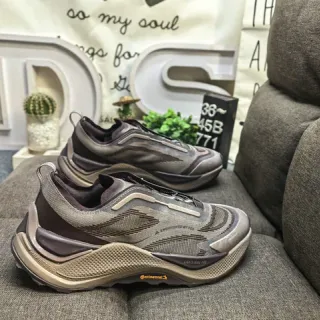 Salomon XT-6 Taupe Brown Beige Running Shoes
