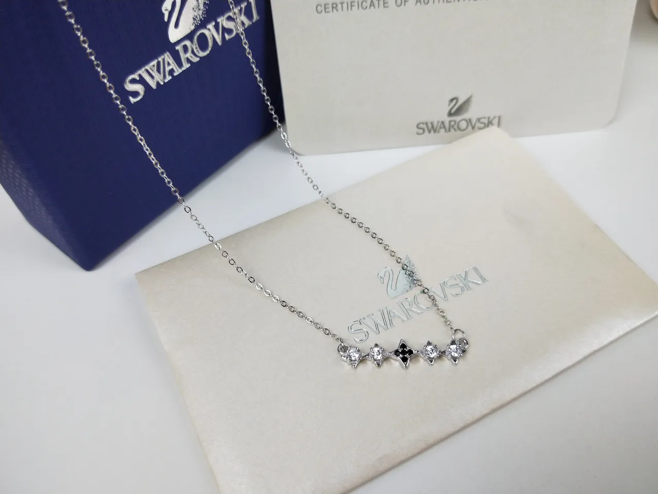 Swarovski Collier pendentif Lune croissante et étoile 4