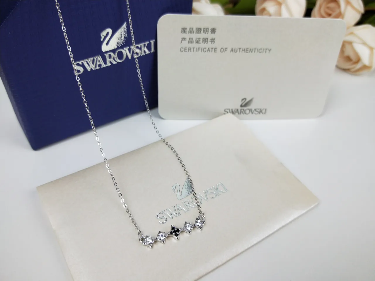 Swarovski Collier pendentif Lune croissante et étoile 5