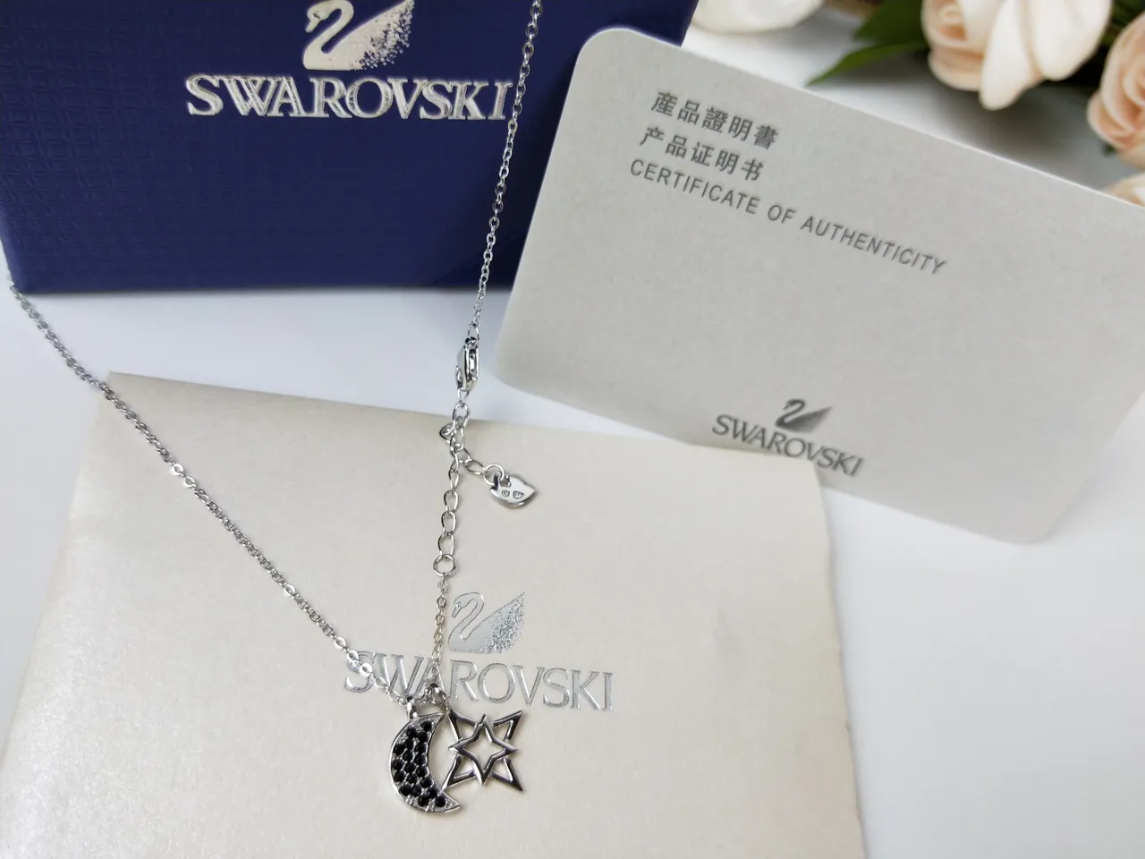 Swarovski Collier pendentif Lune croissante et étoile 7