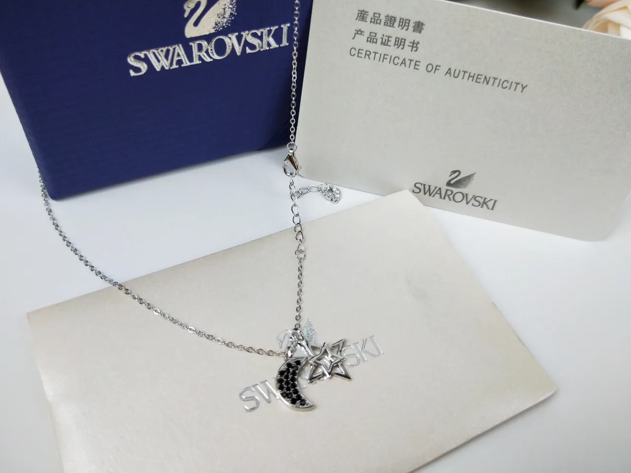 Swarovski Collier pendentif Lune croissante et étoile 8