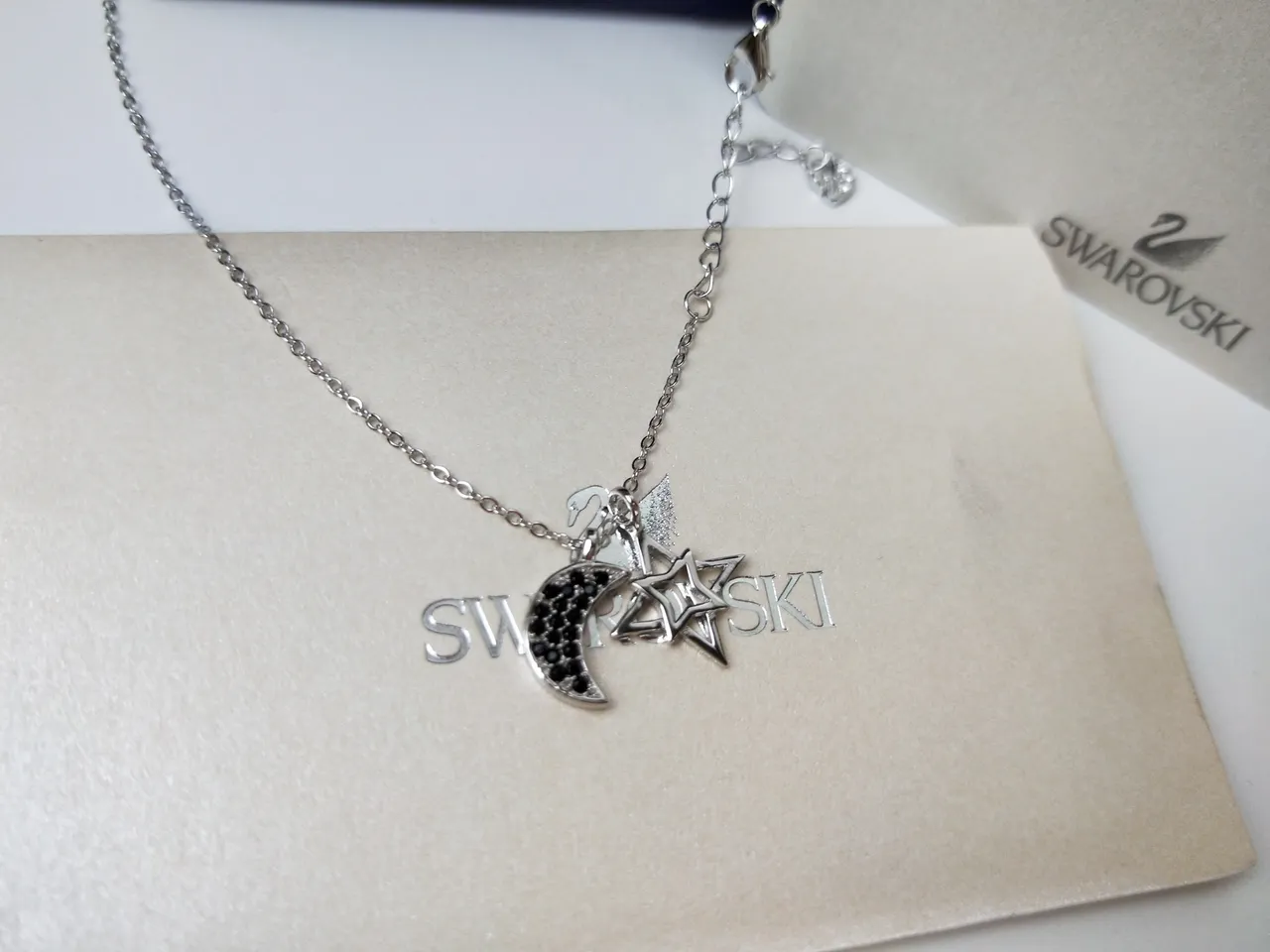 Swarovski Collier pendentif Lune croissante et étoile 9