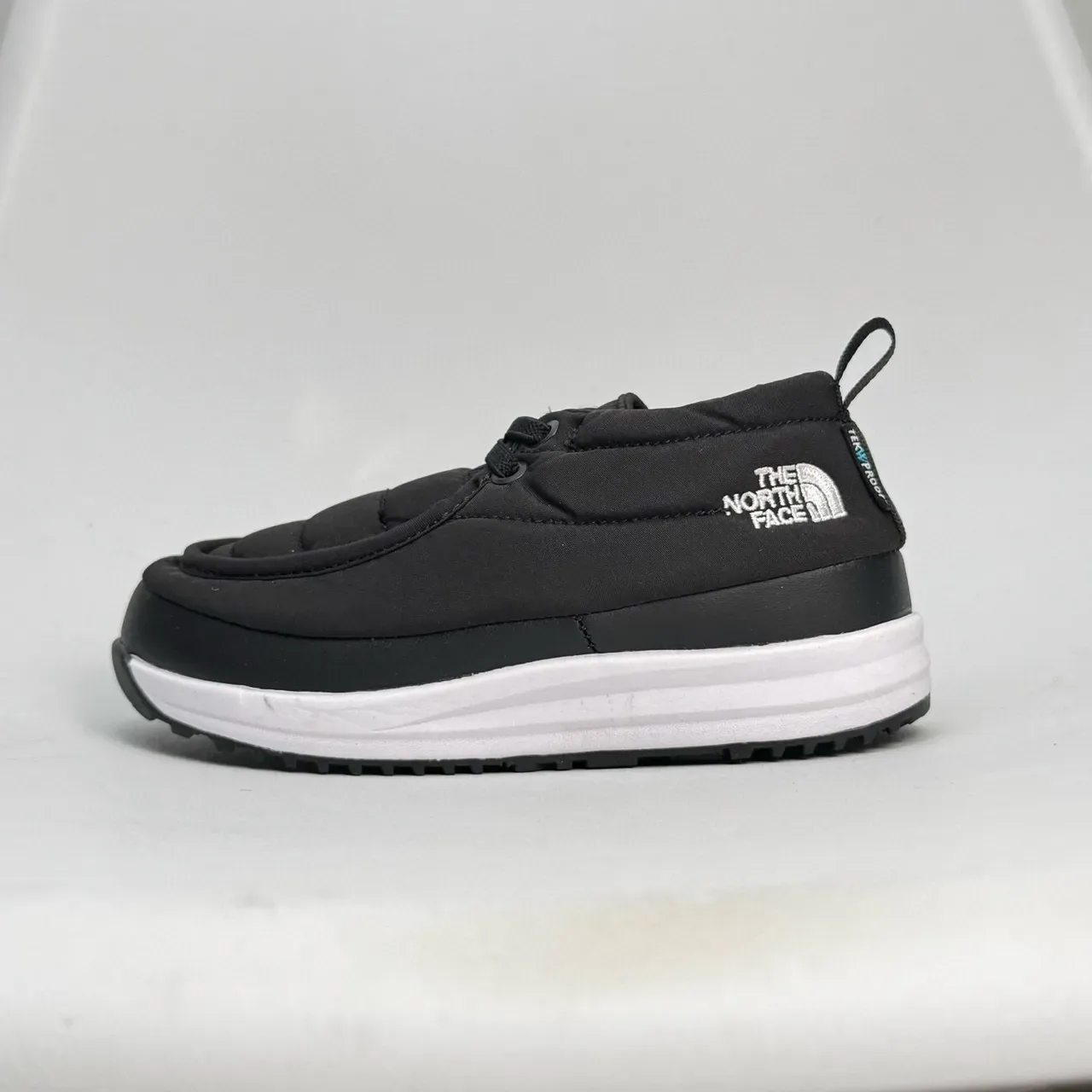 The North Face Insulated Quilted Slip-On Lifestyle Sneakers 23