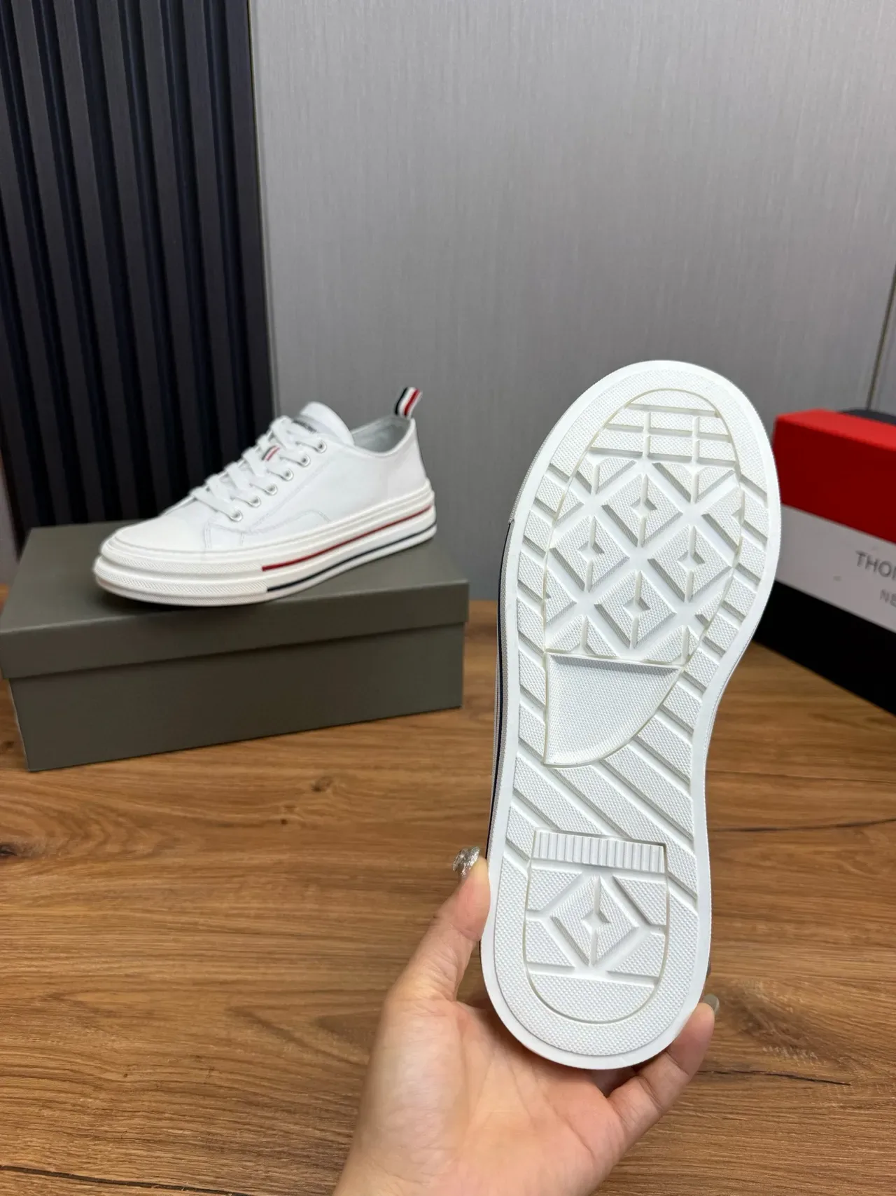 Thom Browne Leather Sneaker White Navy Upper Low-Top Silhouette Lifestyle Sneakers 11