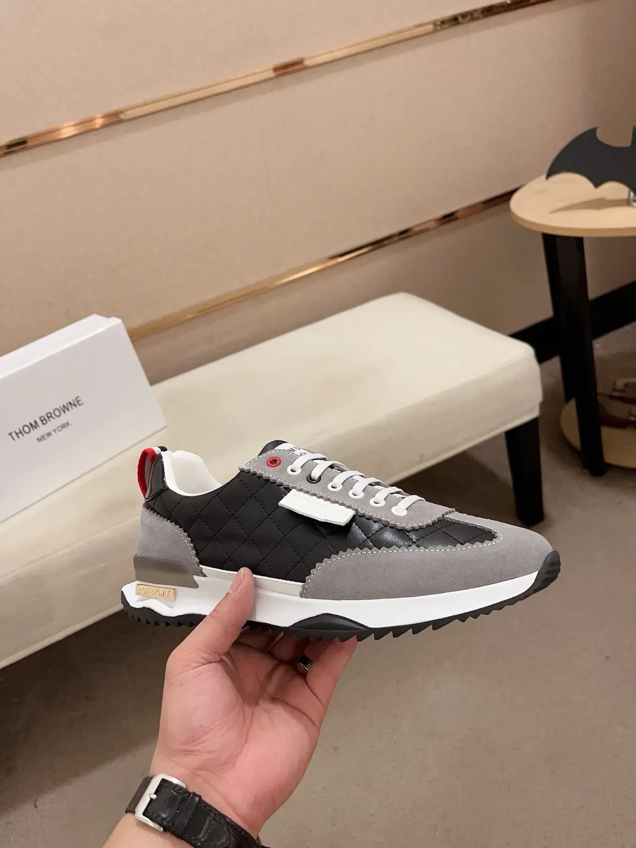 Thom Browne Sneaker matelassé Noir Gris Blanc Sneakers Lifestyle 4