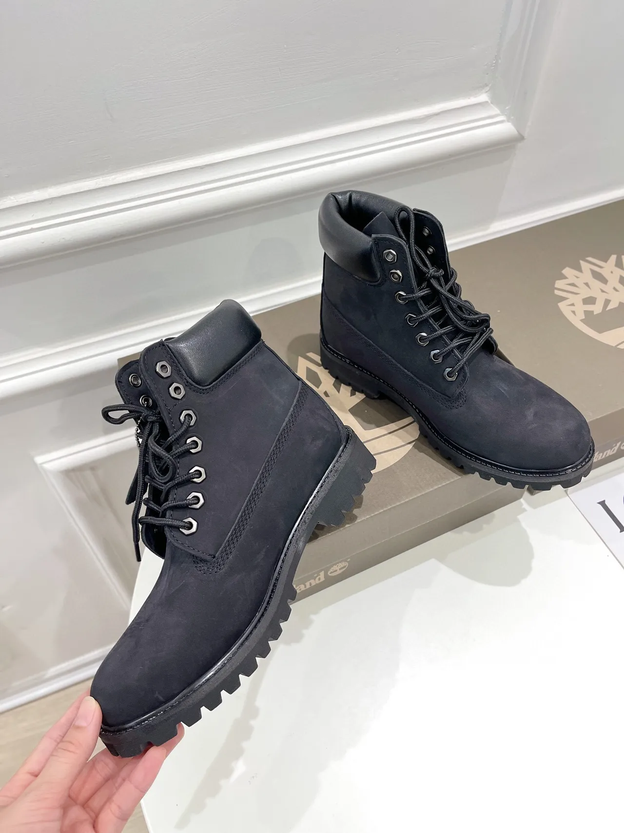 Timberland Premium 6-Inch Black Nubuck Work Boots 8