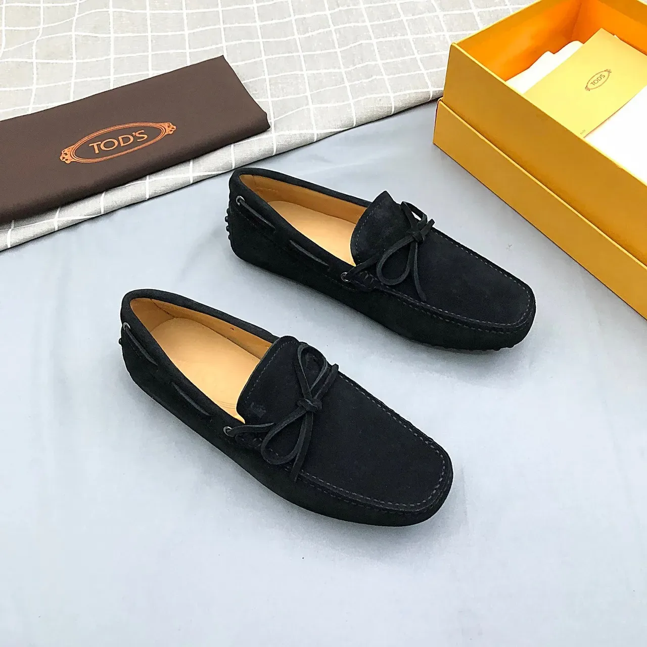 Tod's Bow Loafer Black Beige Suede Upper Detail Loafer 2