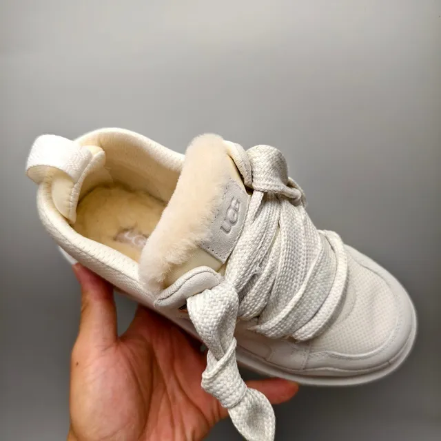UGG Beige White Platform Sole Shearling-Lined Collar Lifestyle Sneakers 3