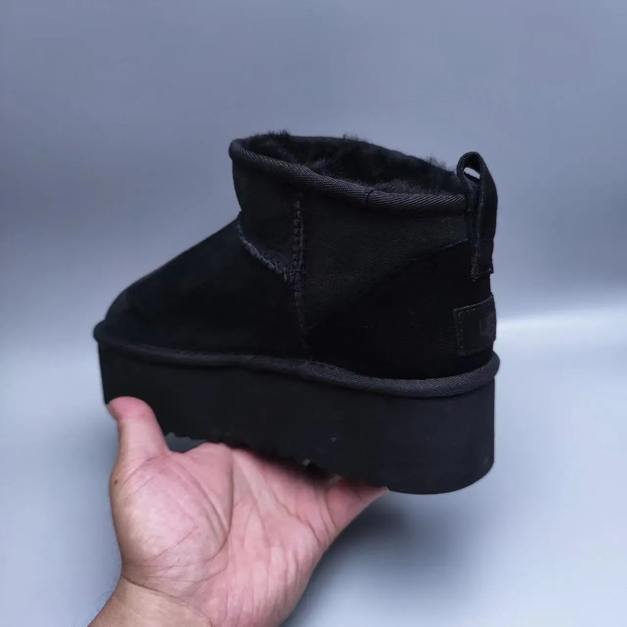 UGG Black Platform Sole Shearling-Lined Cuff Snow Boots 7