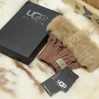 UGG Brown Beige Ribbed Shearling-Trimmed Cuff Knit Gloves
