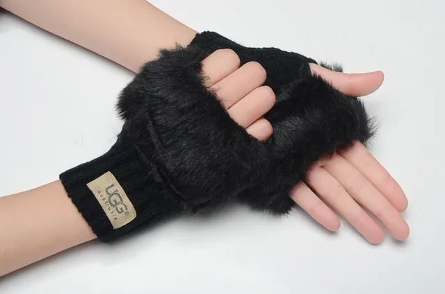 UGG Brown Beige Ribbed Shearling-Trimmed Cuff Knit Gloves 4
