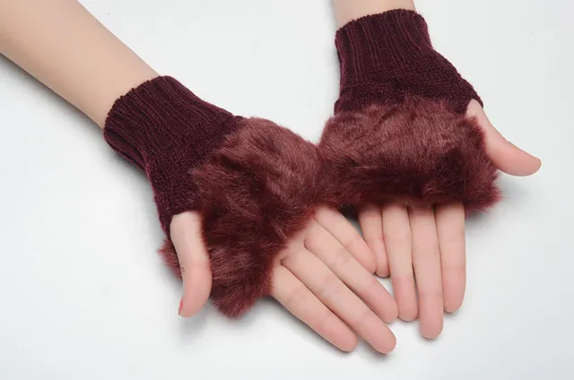 UGG Brown Beige Ribbed Shearling-Trimmed Cuff Knit Gloves 6