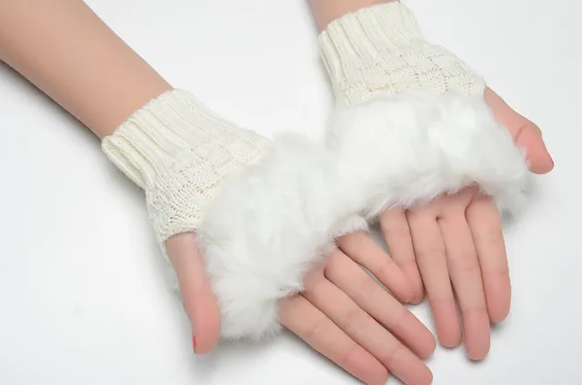 UGG Brown Beige Ribbed Shearling-Trimmed Cuff Knit Gloves 18