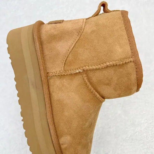 UGG Brown Platform Sole Suede Upper Snow Boots 6