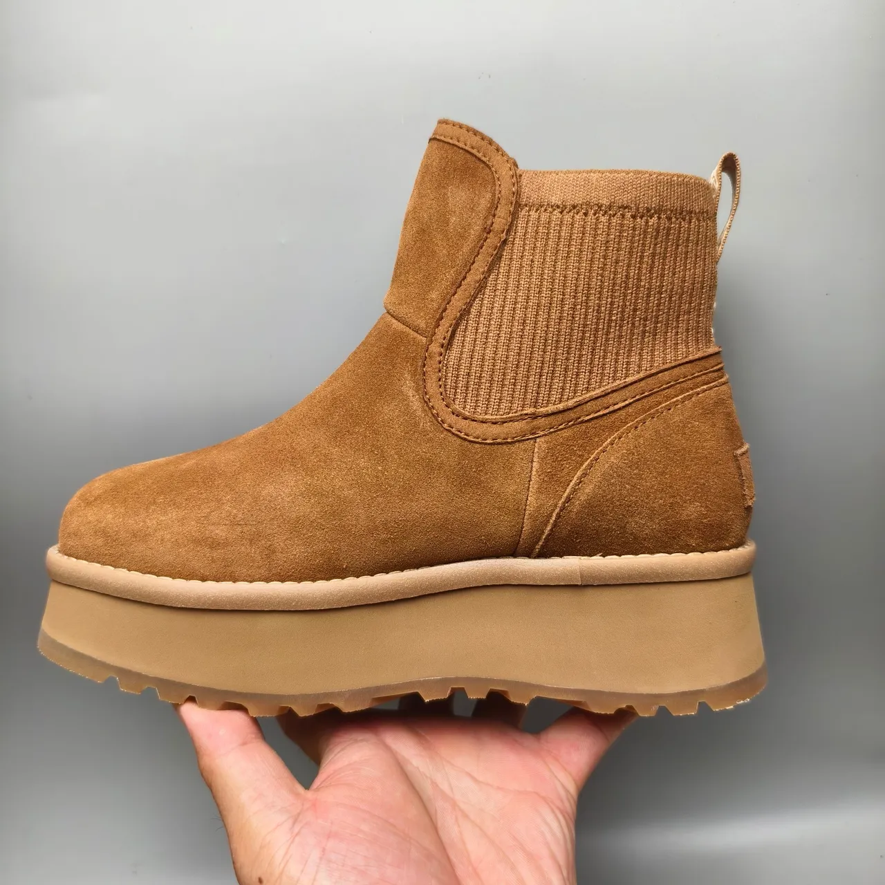 UGG Brown Suede Upper Ribbed Knit Collar Chelsea Boots 7