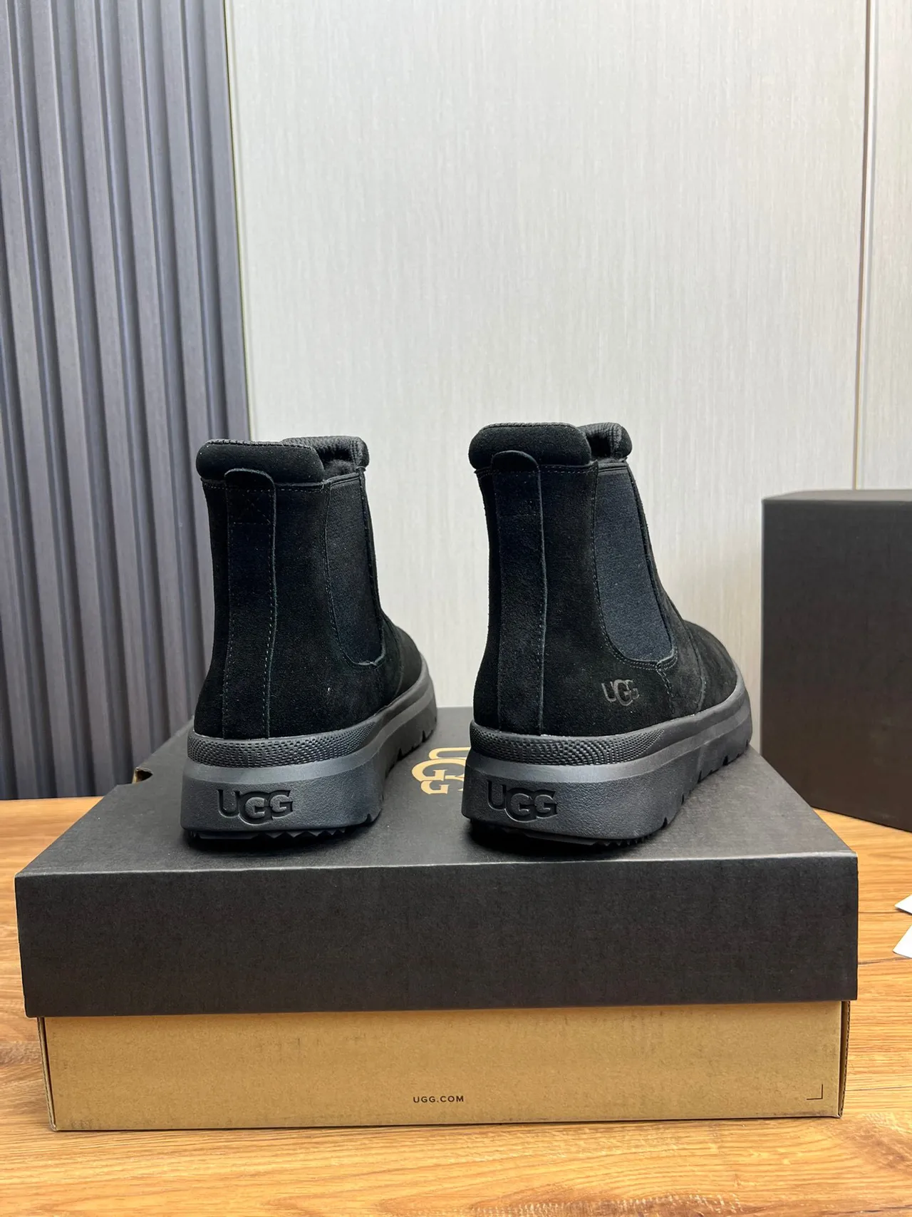UGG Chelsea Boot Black Suede Upper Elastic Side Gussets Chelsea Boots 3