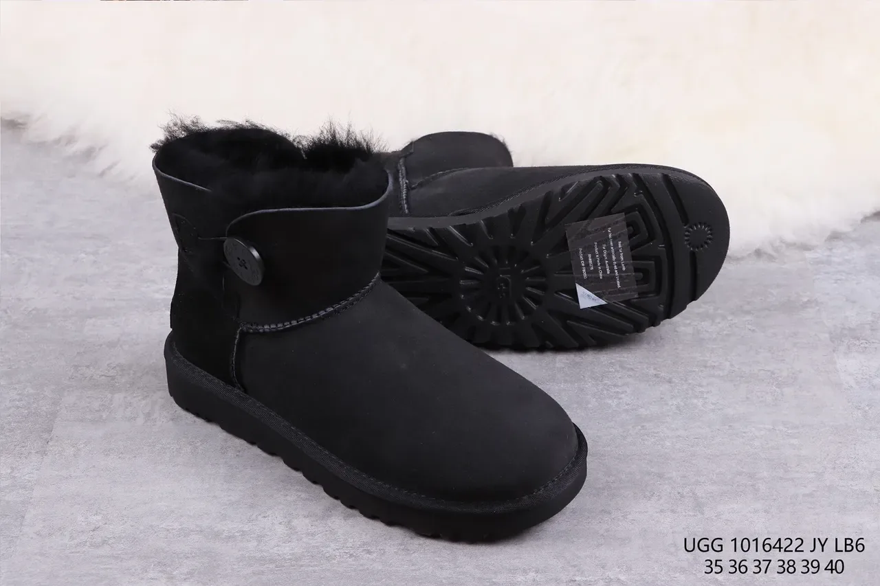 UGG Classic Mini Black Shearling-Lined Snow Boots 10