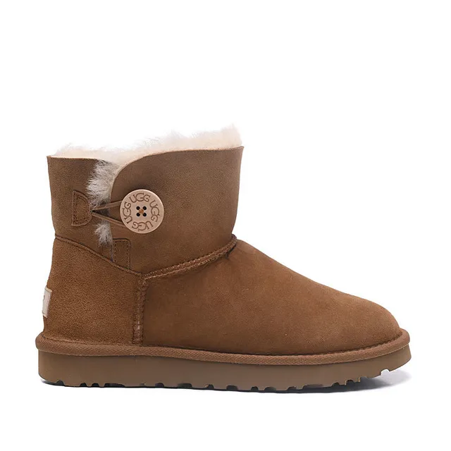 UGG Classic Mini चेस्टनट सूड शियरलिंग लाइन एंक्ल बूट्स 8