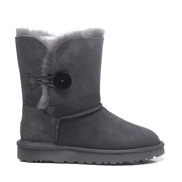 UGG Classic Short চারকোল গ্রে শিয়ারলিং লাইন্ড স্নো বুট 16