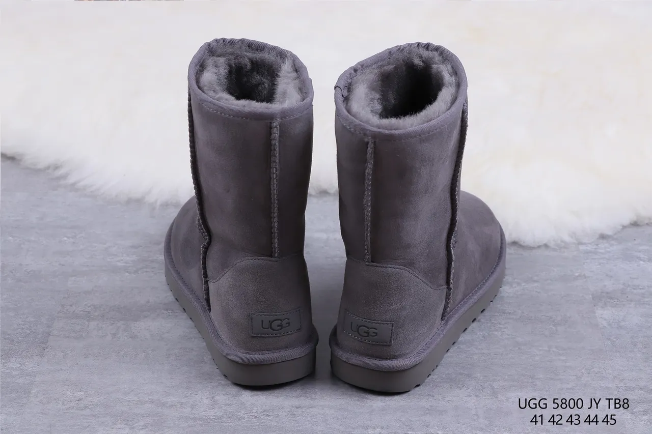 UGG Classic Short Charcoal Gray Snow Boots 8