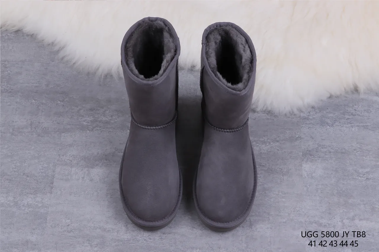 UGG Classic Short Charcoal Gray Snow Boots 9