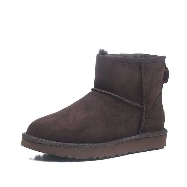 UGG Classic Short أحذية ثلجية بني شوكولاتة سويدي 4