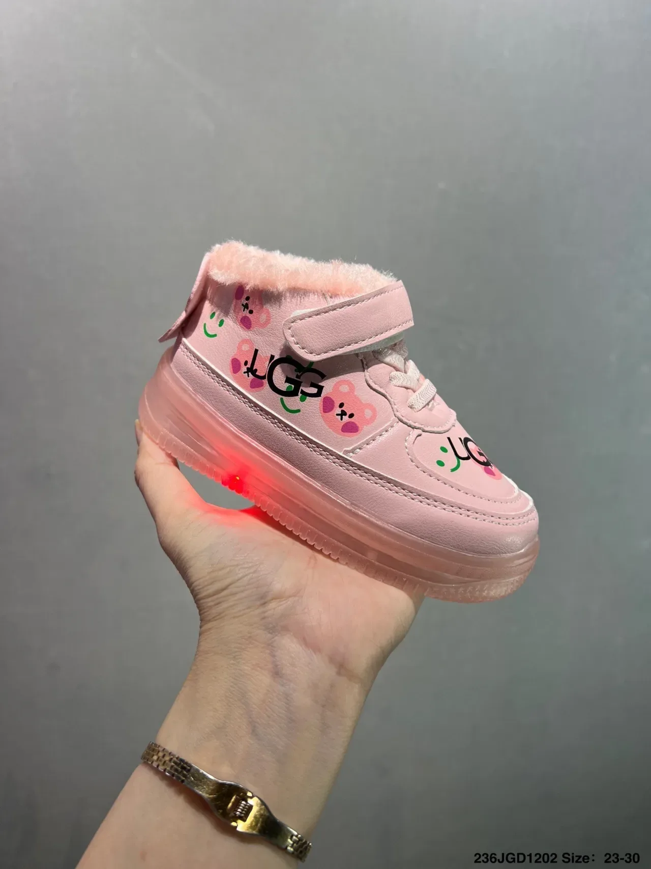 UGG Enfants Sneakers Lifestyle avec Motif Ours Lumineux à la Cheville Haute 13