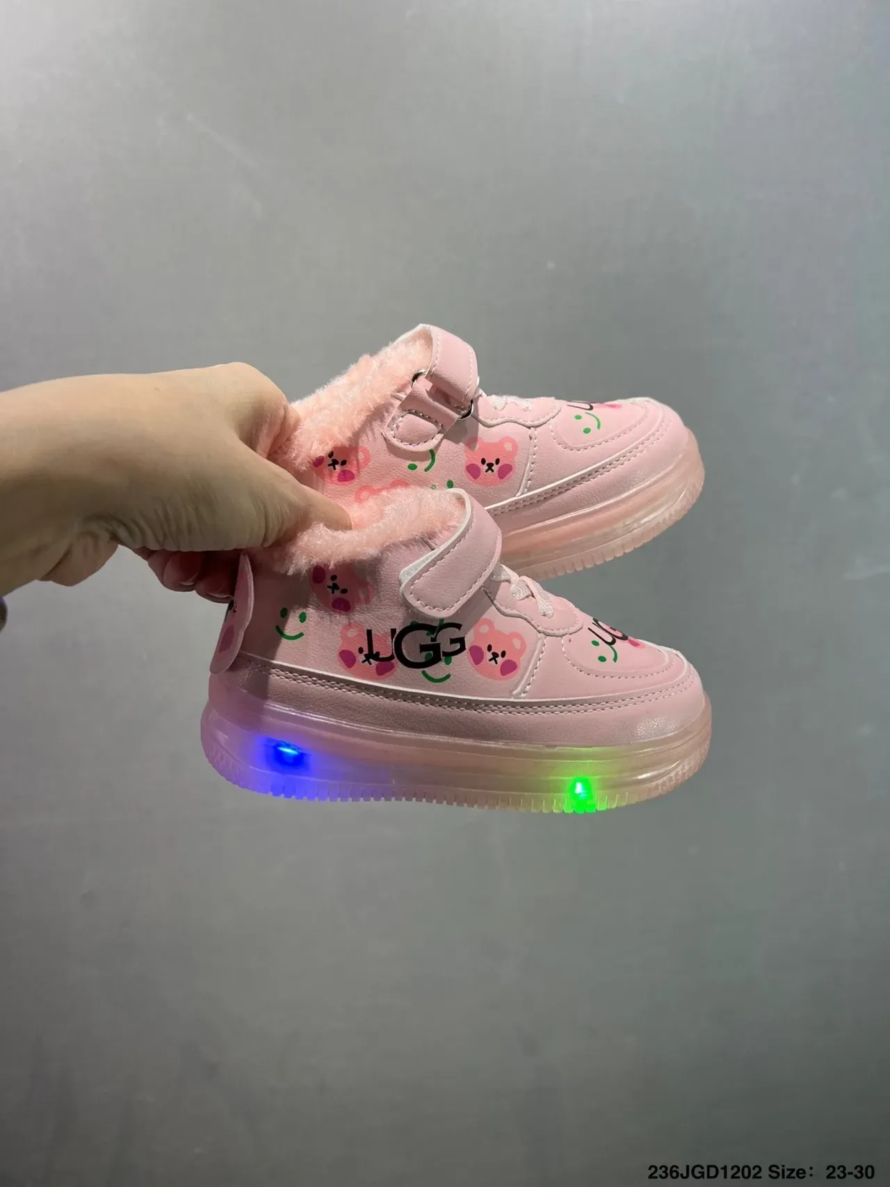 UGG Enfants Sneakers Lifestyle avec Motif Ours Lumineux à la Cheville Haute 18