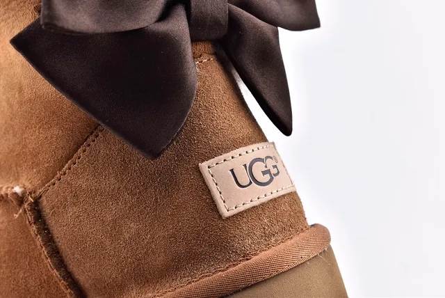 UGG Mini Bailey Bow Chestnut Snow Boots 6