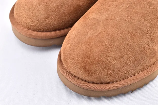 UGG Mini Bailey Bow Chestnut Snow Boots 10