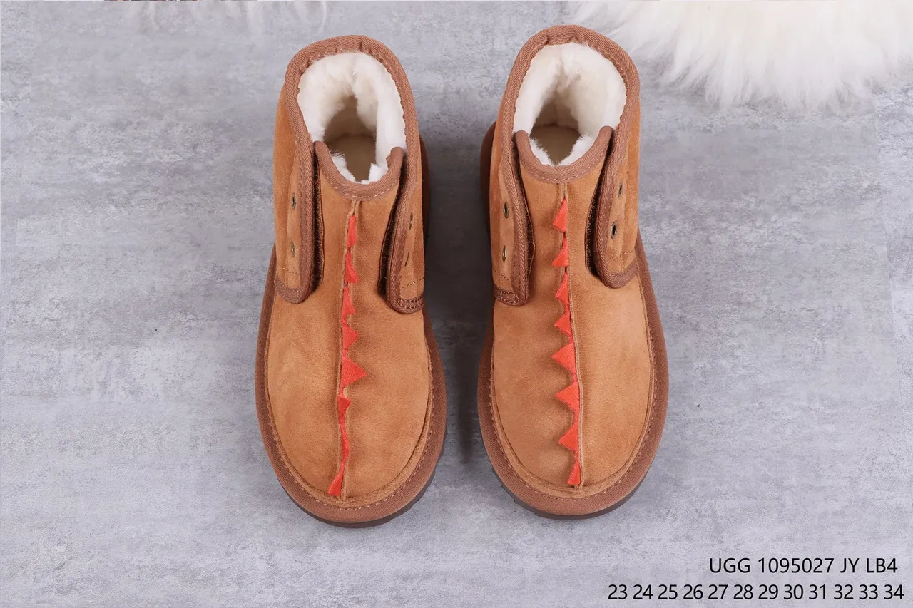 UGG Spike-Trimmed Suede Shearling-Lined Snow Boots 9
