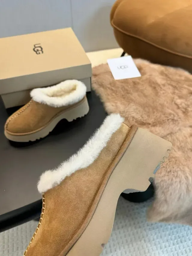 UGG Tasman Beige White Platform Sole Shearling-Lined Casual Shoes 5