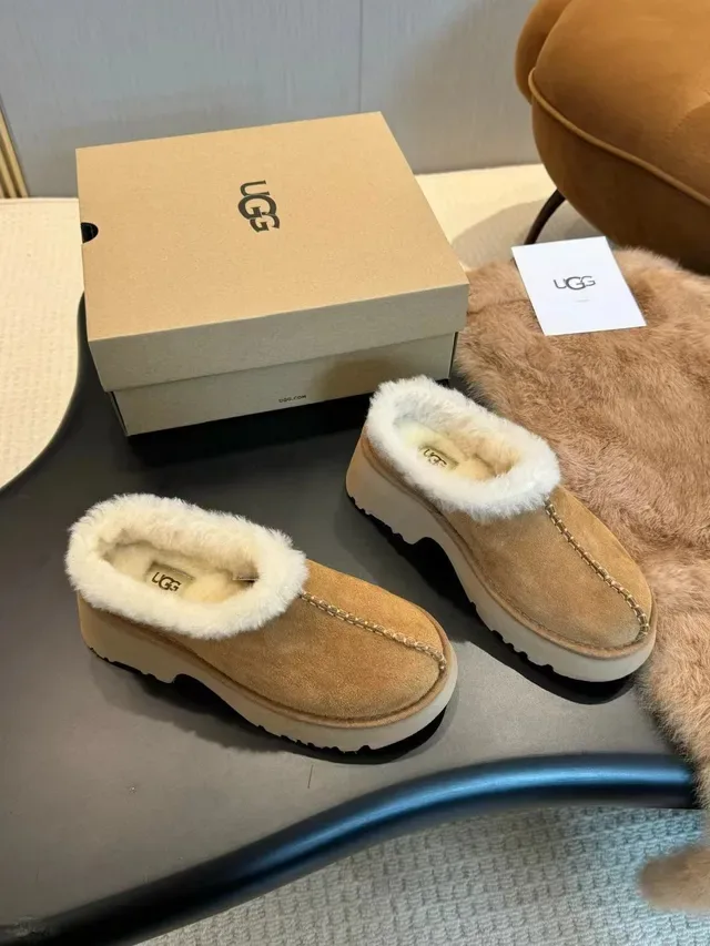 UGG Tasman Beige White Platform Sole Shearling-Lined Casual Shoes 6