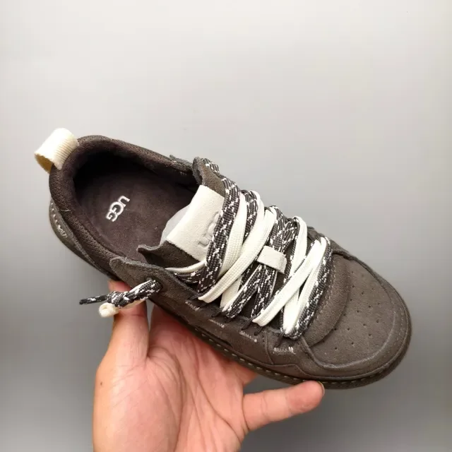 UGG Tasman Zapatillas de Ante Marrón Lifestyle 3