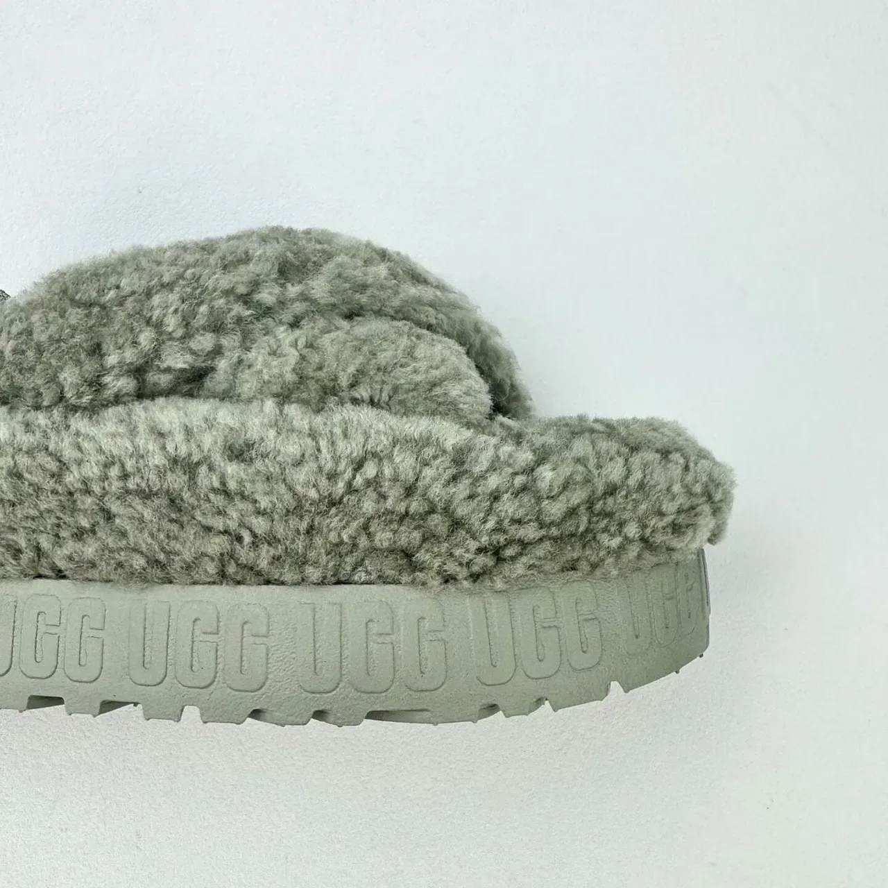 UGG Tasman Gray Shearling Platform Slippers 6