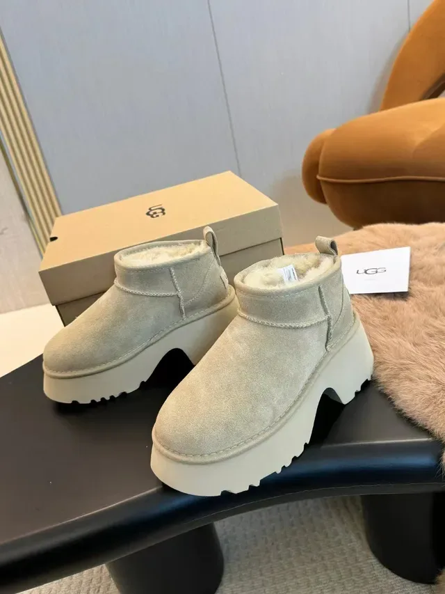 UGG Ultra Mini Beige White Suede Upper Shearling-Lined Snow Boots 3