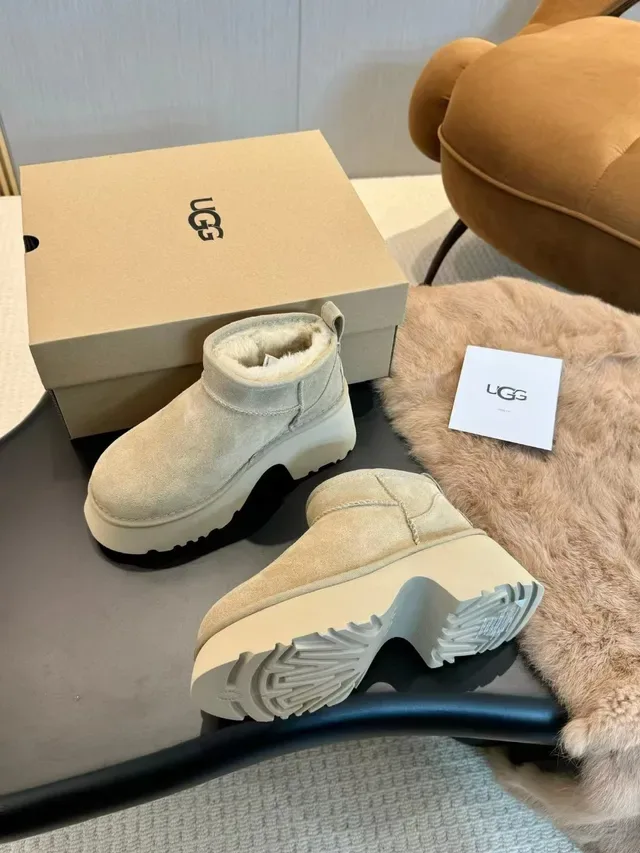 UGG Ultra Mini Beige White Suede Upper Shearling-Lined Snow Boots 4