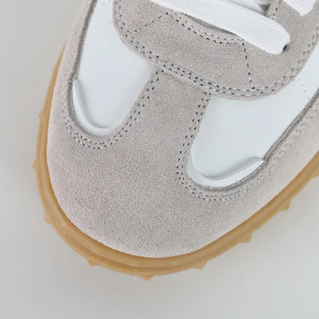 Valentino Baskets Lifestyle Beige Noir Low-Top en Daim et Cuir Panelées 5