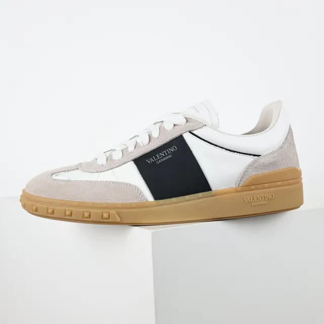 Valentino Baskets Lifestyle Beige Noir Low-Top en Daim et Cuir Panelées 9