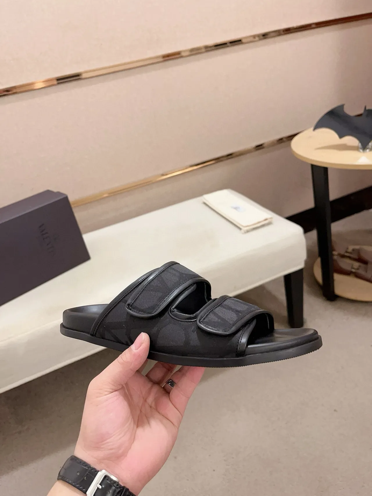 Valentino Preto Dupla Correia Fechamento Velcro Chinelo 4