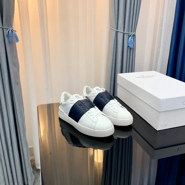 Valentino Rockstud White and Navy Leather Lifestyle Sneakers 3